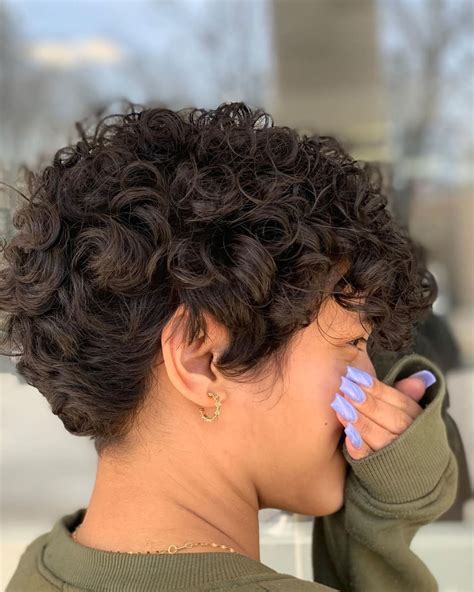 25 Modern Spiral Perm Hairstyles Women Are Getting Right Now