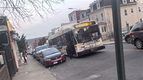 Bee Line Bus 2009 Nabi 40 Lfw Route 8 To Tuckahoe 275 Yonkers Wallnut