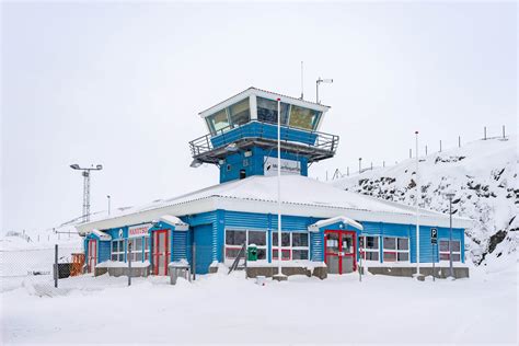 Maniitsoq Airport - Greenland Airports