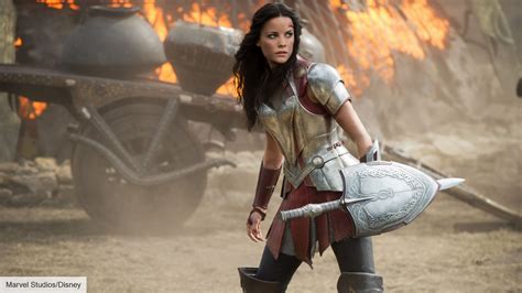 Thor 4 Star Jaimie Alexander Wants Lady Sif Series With Beta Ray Bill