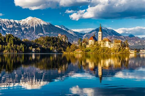 Slovenia Travel Guide - What to do in Slovenia - Tourist Journey