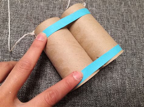 Prismáticos con rollos de papel higiénico para los más aventureros