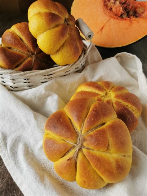 PANINI ALLA ZUCCA RICETTA BIMBY Morbidissimi