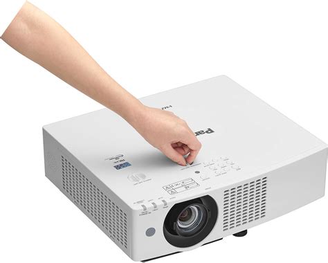 Panasonic Pt Vmz Sej Wuxga Lcd Projector