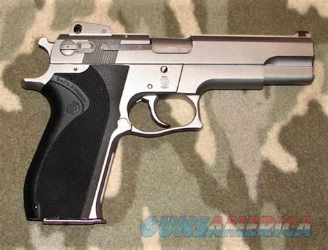 Smith & Wesson 4506 for sale at Gunsamerica.com: 913518304