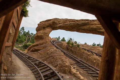 Hkdl Oct Riding Big Grizzly Mountain Runaway Mine Cars Disney