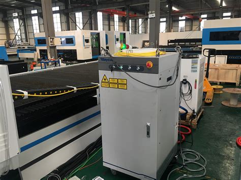 3kw Raycus Pipe And Sheet Cnc Fiber Laser Cutting Machine 6m Exported