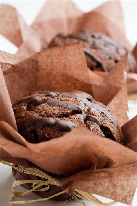 Czekoladowe Muffinki Z Czekoladowymi Chipsami I Czekoladowymi Streusel