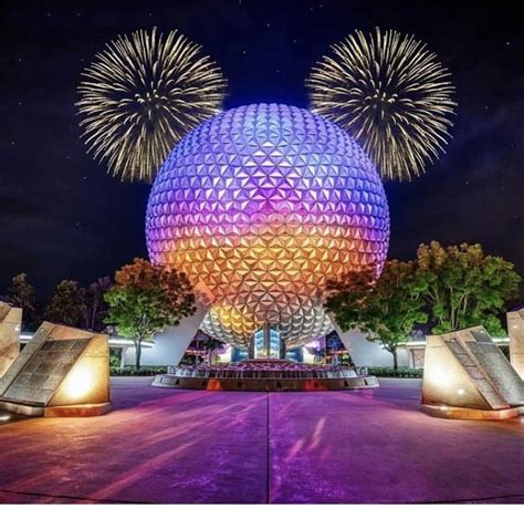 Epcot Ear Spaceship Earth Disney Epcot Disney World Pictures Cute