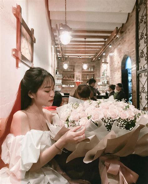 Nhan sắc của bạn gái hot boy cầu lông Phạm Hồng Nam Titanic Nơi mọi thứ được chia sẻ