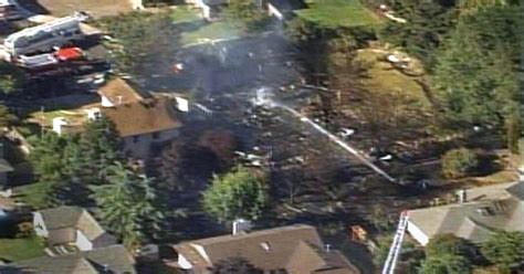 Small Plane Crashes Into Oregon Neighborhood