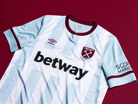 West Ham United 2021-22 Umbro Away Kit | The Kitman