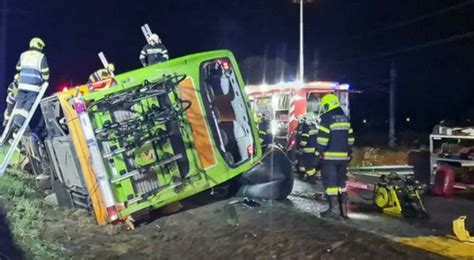 Incidente Sulla Pullman Flixbus Si Schianta Nella Notte Morto