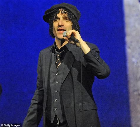 Singer Jesse Malin Reveals That He S Paralyzed From The Waist Down