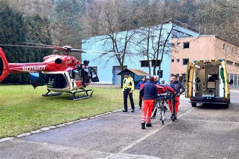 Alarm bei der Bergwacht Wanderin rutscht aus und stürzt Felswand hinunter