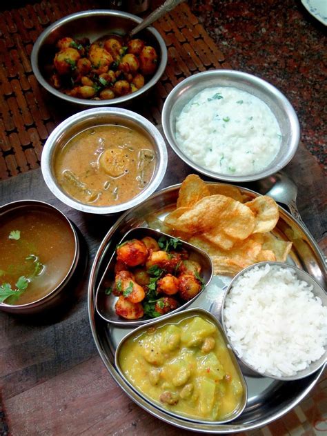 Bendekayi Koddel Bolu Huli Recipe Mangalorean Style Bhindi Sambar