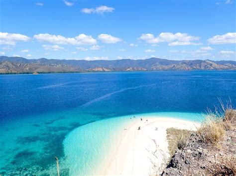 Keindahan Alam Pulau Flores Eric James