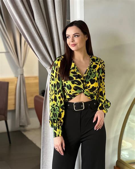 Блузка с брюками — Vsenashoping.ru