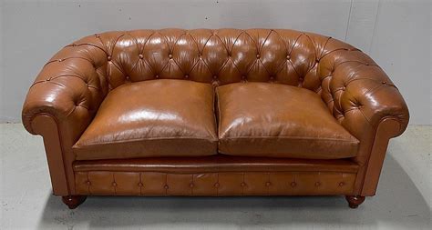 Proantic Canap Chesterfield Capitonn En Cuir Fin Xixe