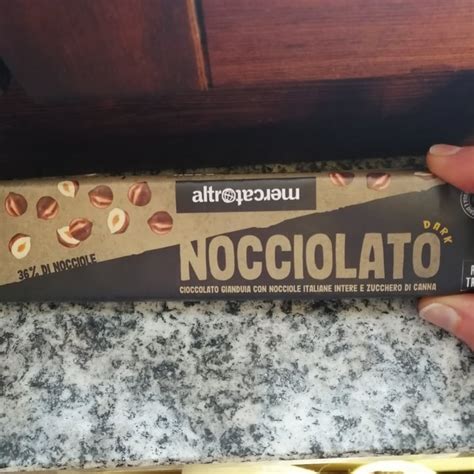 Altro Mercato Nocciolato Gianduia Con Nocciole Intere Review Abillion