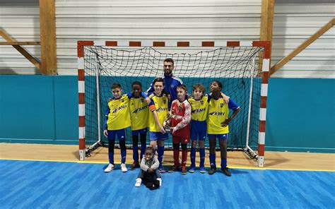 Nos U10 Vainqueurs Au Tournoi Futsal De Maringues Asm Football