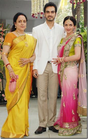 Entertainment World: Esha Deol Family