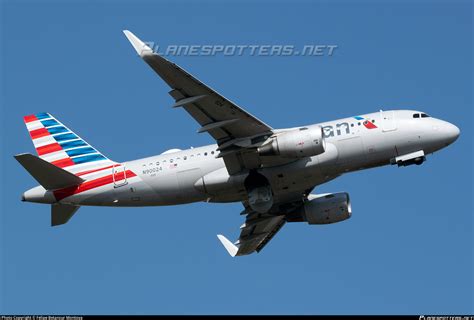 N90024 American Airlines Airbus A319 115 WL Photo By Felipe Betancur