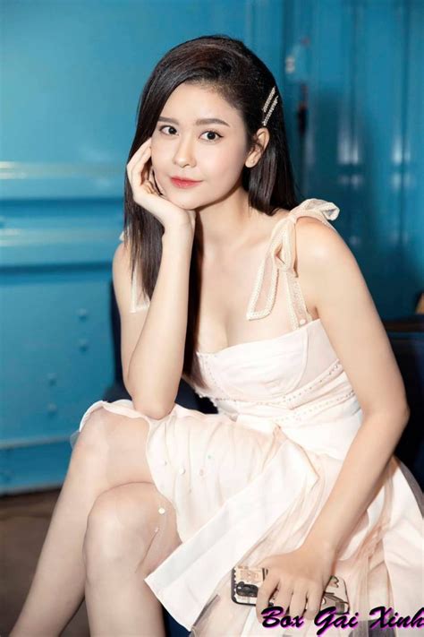 80 Hình ảnh Trương Quỳnh Anh xinh đẹp sexy bikini 2022