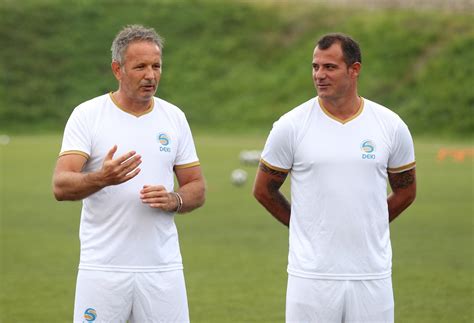 The camp was visited by Siniša Mihajlović – Fudbalski kamp DEKI 5