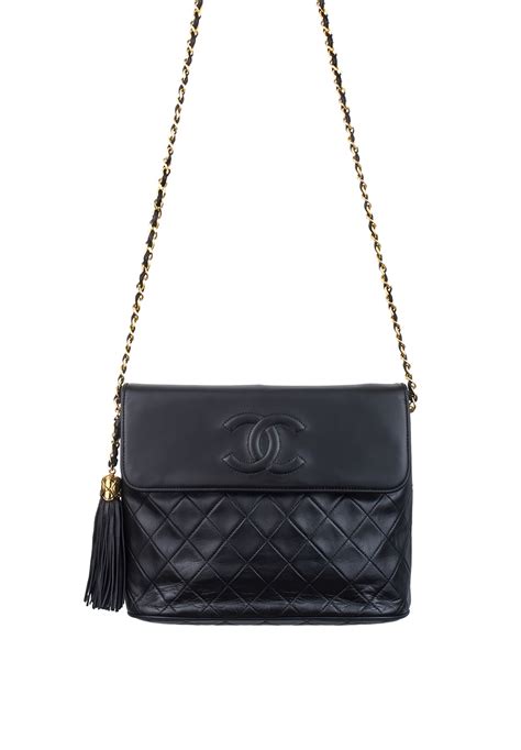Черная сумка Chanel Flap