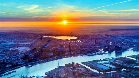 Luftaufnahme Hamburg Sonnenaufgang Ber Dem Stadtzentrum In Der