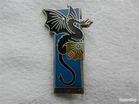 Insigne militaire régimentaire 2ème régiment de Dragons Insignes