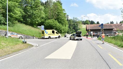 Kollision Zwischen Personenwagen Und Motorrad Appenzell24 Ch