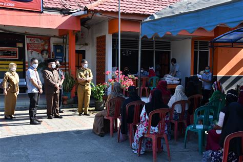 PENYALURAN BANTUAN SOSIAL BERAS UNTUK KPM PKH