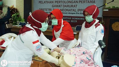 Bidan Wajib Miliki Skill Mumpuni Tangani Obstetri Dan Neonatal