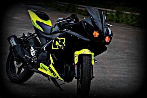 Yamaha R15 V2 Modified 'D3' - Fluorescent green , Projector lights ...