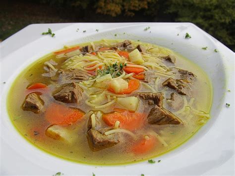 Rindfleischsuppe Mit Nudeln Und Gem Se Von Roseanne Chefkoch De