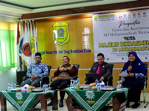 Ketua Tim Diksuspala Berikan Penguatan Guru Dan Karyawan Sd