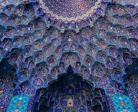 کاشی کاری بسیار زیبای مسجد شاه عباس،اصفهان Islamic Architecture