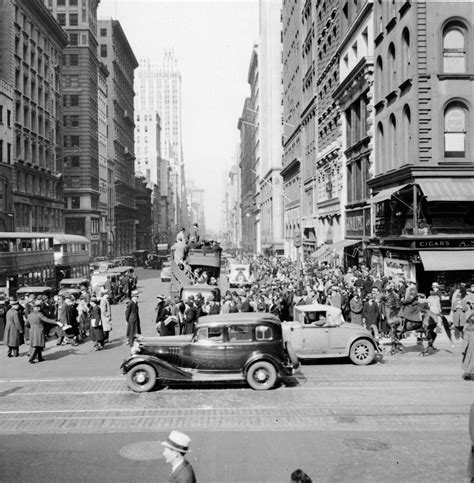 New York Street Scene Photograph By Hulton Archive Pixels