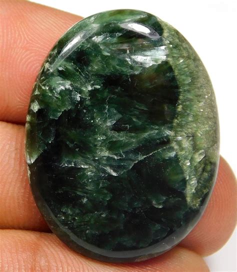 35 CT NATURAL DESIGN GREEN SERAPHINITE OVAL CABOCHON RUSSIAN GEMSTONE