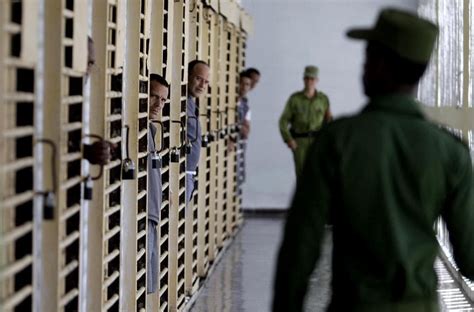 Journalists Get Rare Look Inside Cuba S Prisons Here Now