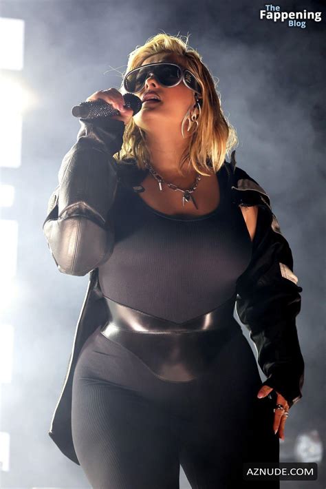 Bebe Rexha Sexy Flaunts Her Hot Curves And Pokies As She Performs At
