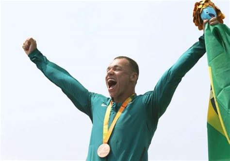 Caio Ribeiro Garante Medalha De Bronze Na Canoagem De Velocidade