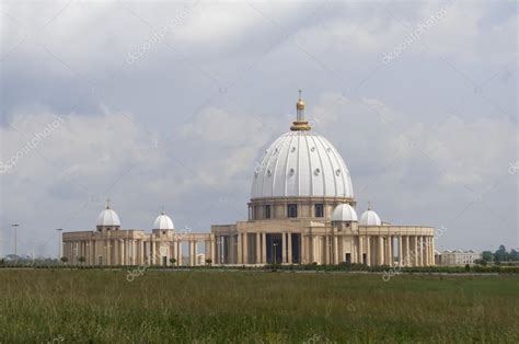 Catholic Basilica Of Our Lady Of Peace In Yamoussoukro The Largest