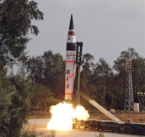 L Inde teste avec succès le missile balistique Agni V à capacité nucléaire