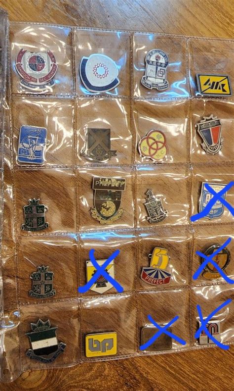 Old School Badges Hobbies And Toys Memorabilia And Collectibles Vintage