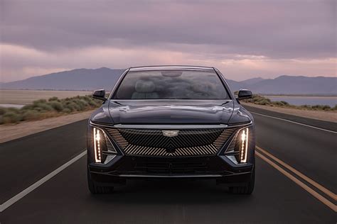 Driven 2023 Cadillac Lyriq Hits Most Of The Right Notes Autoevolution