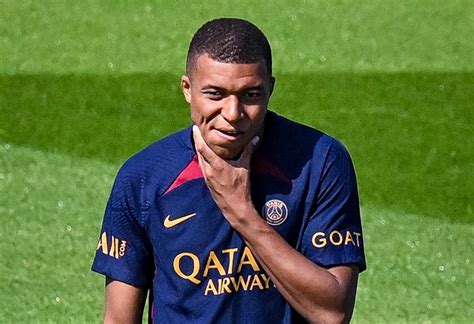 Le Psg Veut Proposer Un Contrat Historique Kylian Mbapp L Homme