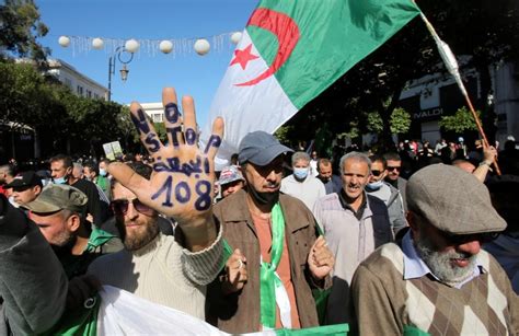 بالفيديو و الصور من الجزائر تجدد مسيرات الحراك الشعبي في الجمعة الـ